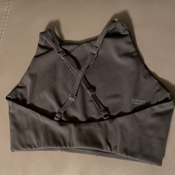 GIRLFRIEND COLLECTIVE DARK GRAY TOPANGA HALTER BRA. - Picture 2 of 6